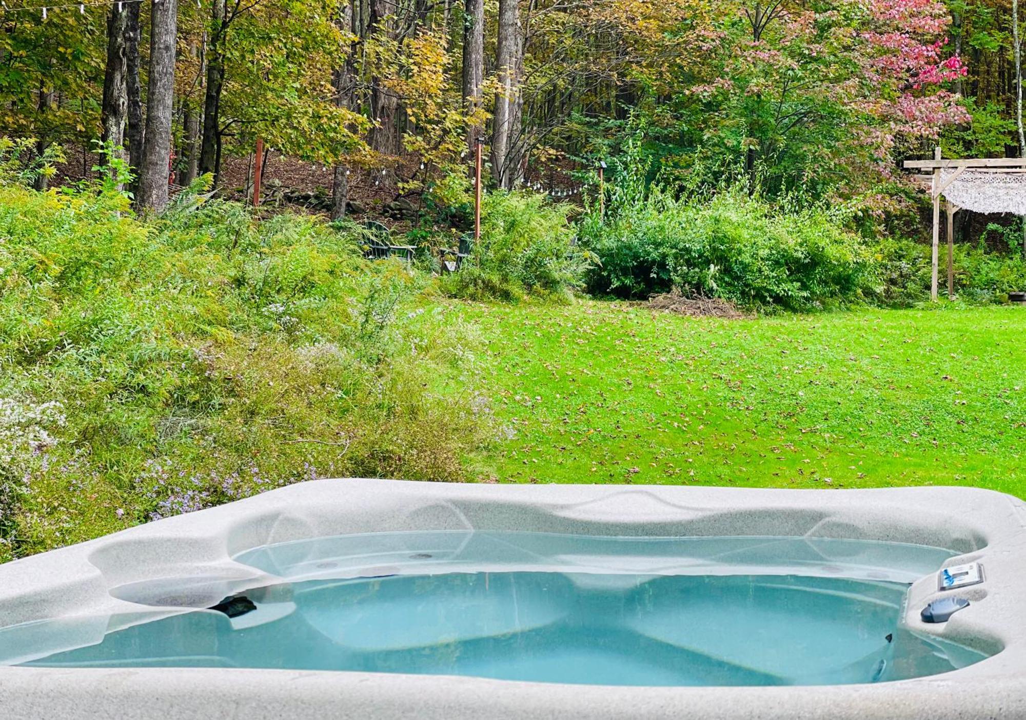 Cozy Cottage With Jacuzzi And Fire Pit And Reading Nook! Livingston Manor Ngoại thất bức ảnh