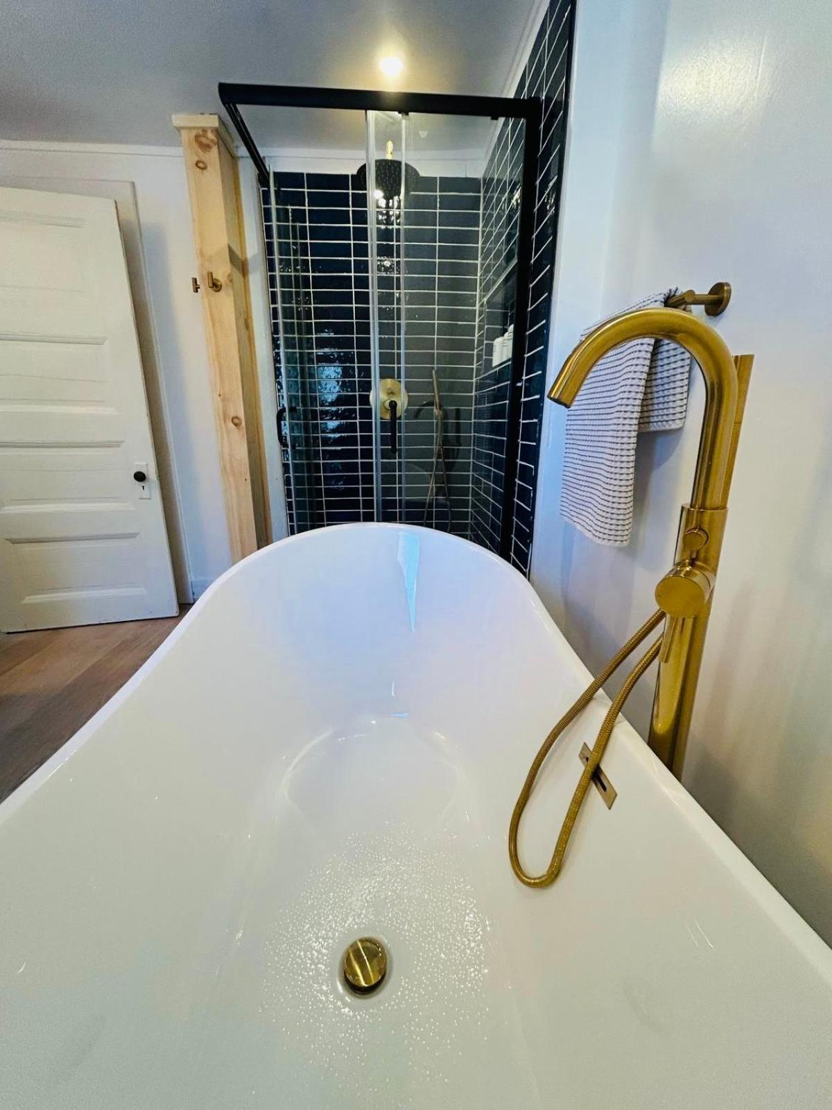 Cozy Cottage With Jacuzzi And Fire Pit And Reading Nook! Livingston Manor Ngoại thất bức ảnh